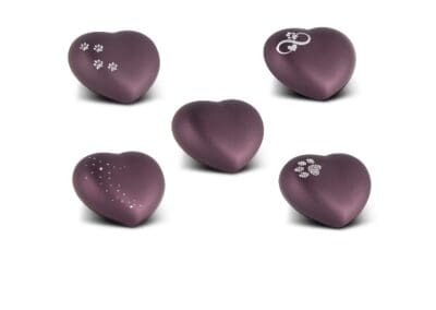 Urn hart keramiek bessen